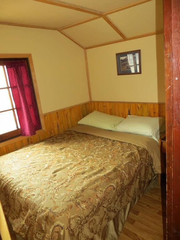 Hillside Bungalows بانف المظهر الخارجي الصورة