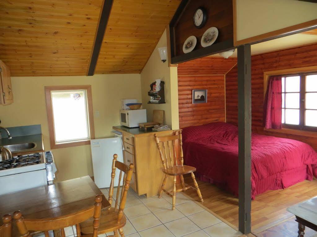 Hillside Bungalows بانف المظهر الخارجي الصورة