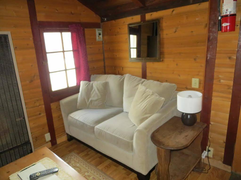 Hillside Bungalows بانف المظهر الخارجي الصورة